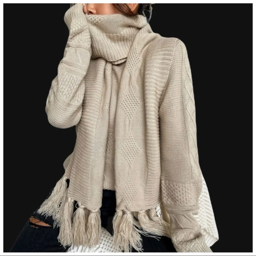 🛍 The Myeko Crew Neck Scarf Sweater - Picture 3 of 9